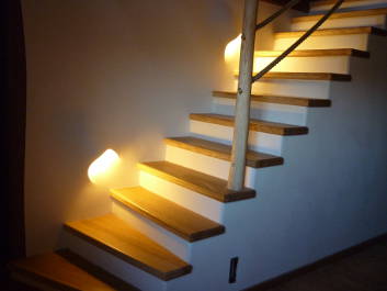Kalkputz Treppenhaus mit indirekter Beleuchtung