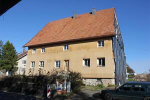 Fassade mit Dämmung