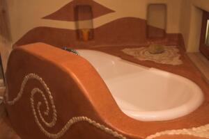 Badewanne mit Tadelakt